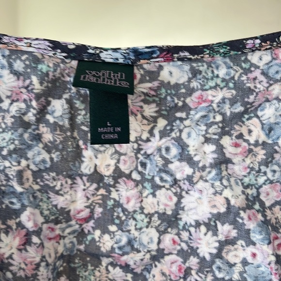 Crop top - Picture 2 of 3